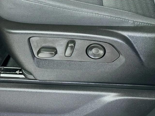 2025 Chevrolet Silverado 2500HD 4WD Crew Cab Standard Bed Custom