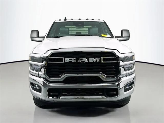 2025 Ram 3500 Tradesman Crew Cab 4x4 8' Box