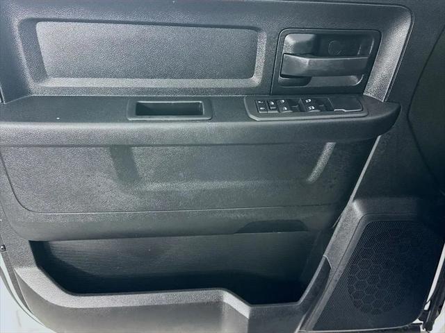 2025 Ram 3500 Tradesman Crew Cab 4x4 8' Box