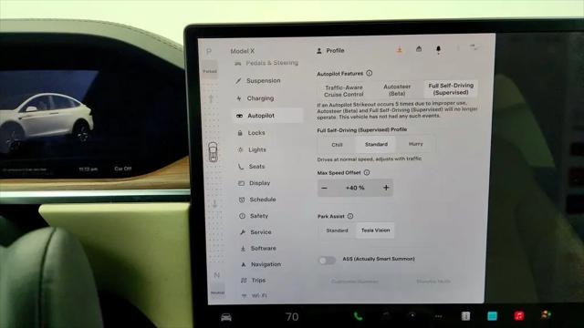 2022 Tesla Model X Plaid Tri Motor All-Wheel Drive