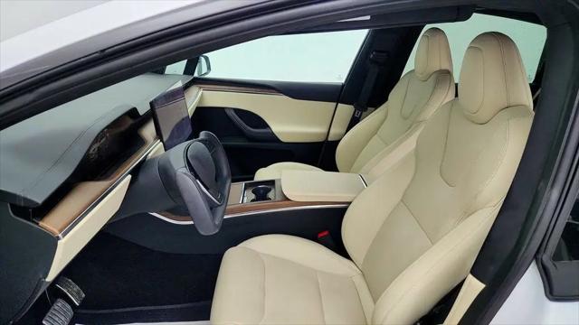 2022 Tesla Model X Plaid Tri Motor All-Wheel Drive