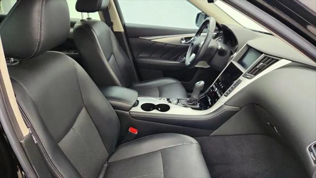 2023 INFINITI Q50 LUXE