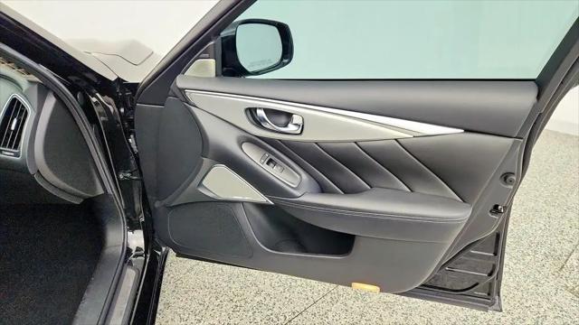 2023 INFINITI Q50 LUXE