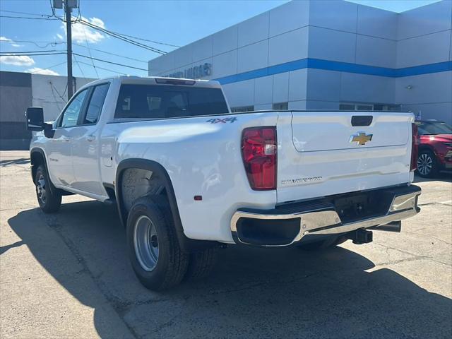 2026 Chevrolet Silverado 3500HD Double Cab, Long Bed, LT Dual Rear Wheel, 4WD