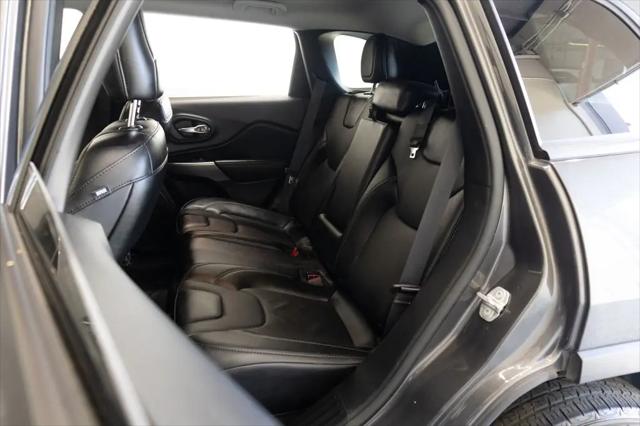 2022 Jeep Cherokee Latitude Lux 4x4
