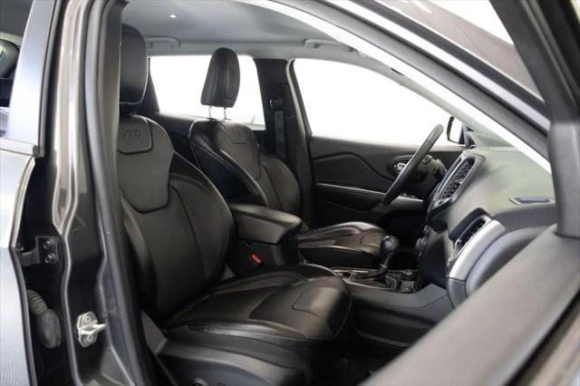 2022 Jeep Cherokee Latitude Lux 4x4