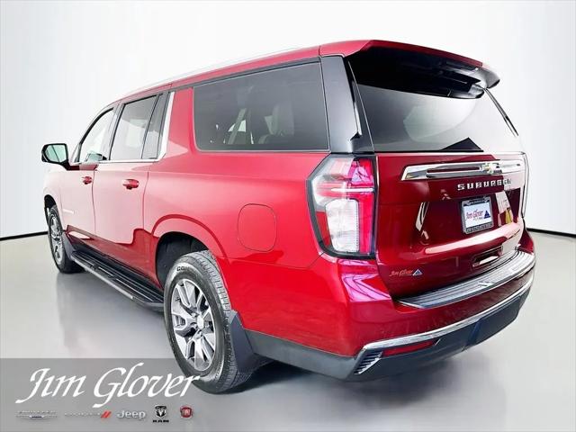 2022 Chevrolet Suburban 4WD LT