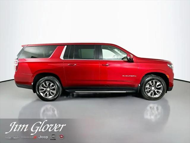 2022 Chevrolet Suburban 4WD LT