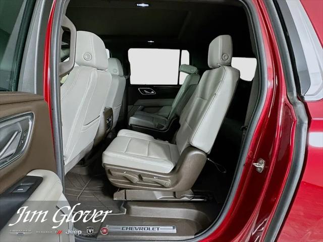 2022 Chevrolet Suburban 4WD LT