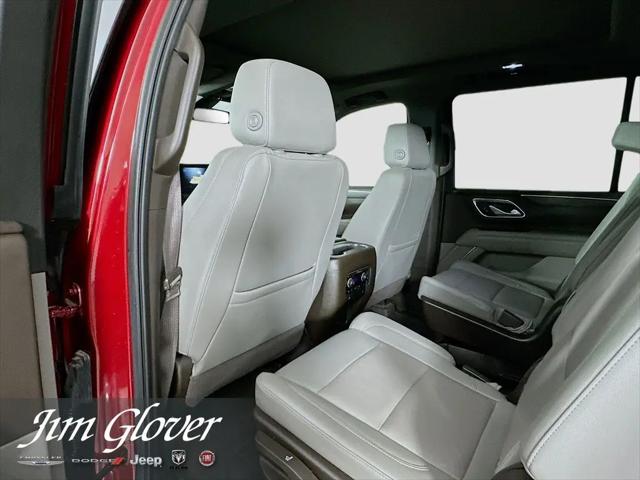 2022 Chevrolet Suburban 4WD LT