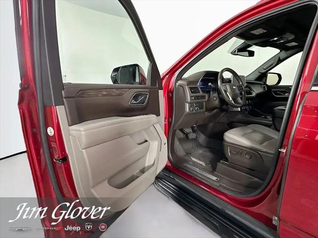 2022 Chevrolet Suburban 4WD LT