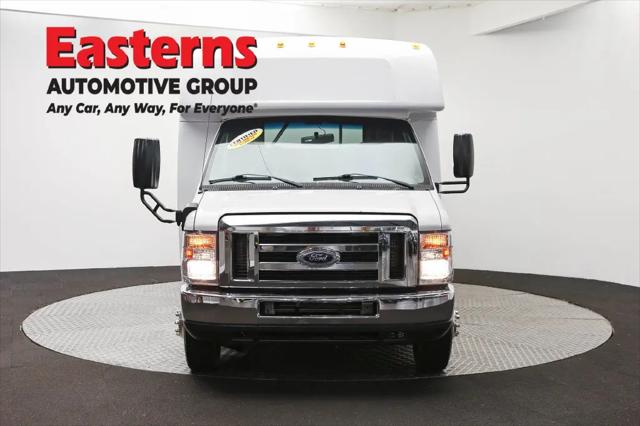 2018 Ford E-350 Cutaway E-350