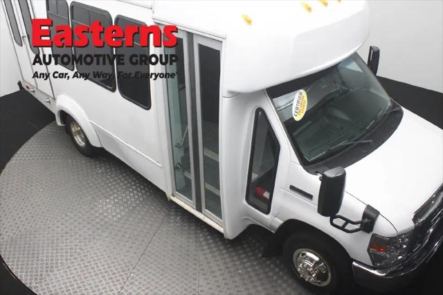 2018 Ford E-350 Cutaway E-350