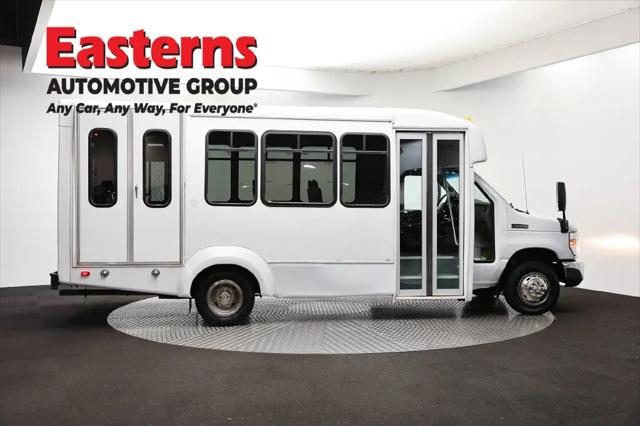 2018 Ford E-350 Cutaway E-350