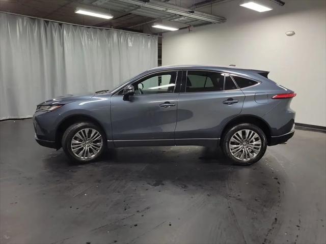 2024 Toyota Venza LE
