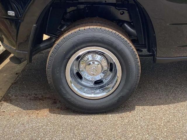 2026 Ram 3500 Tradesman Crew Cab 4x4 8' Box