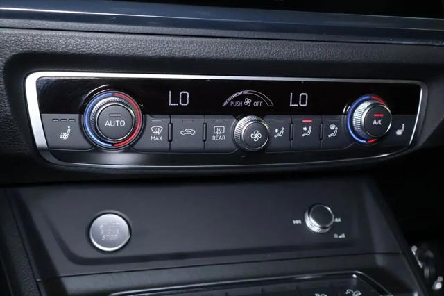 2020 Audi Q3 Prestige 45 TFSI S line quattro Tiptronic