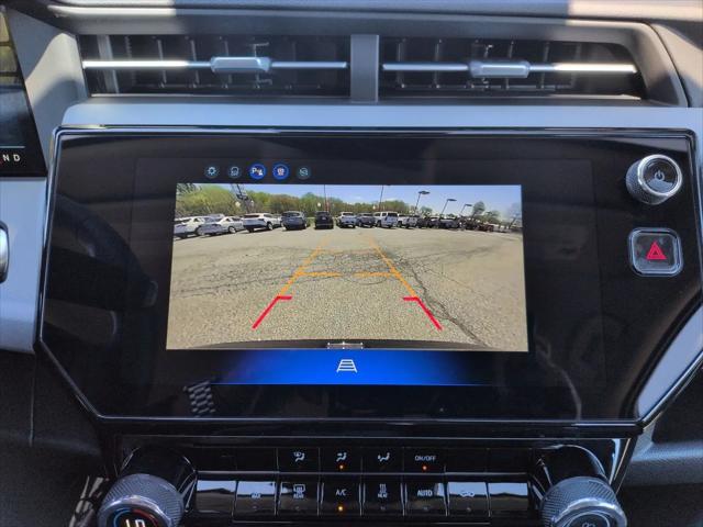 2027 Chevrolet Bolt LT FWD