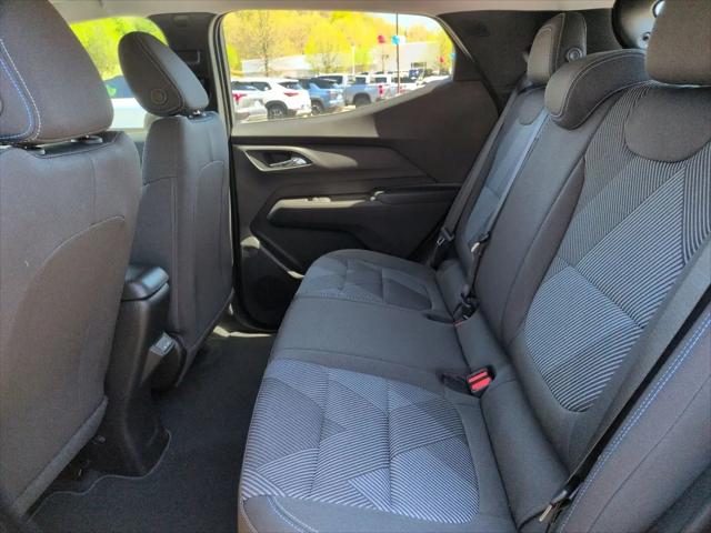 2027 Chevrolet Bolt LT FWD