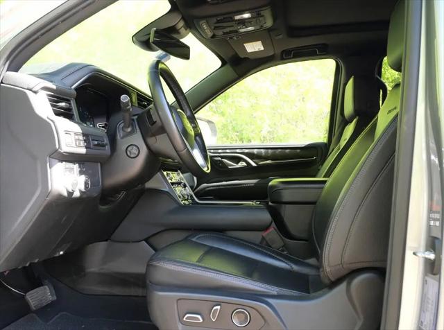 2023 GMC Yukon 4WD Denali