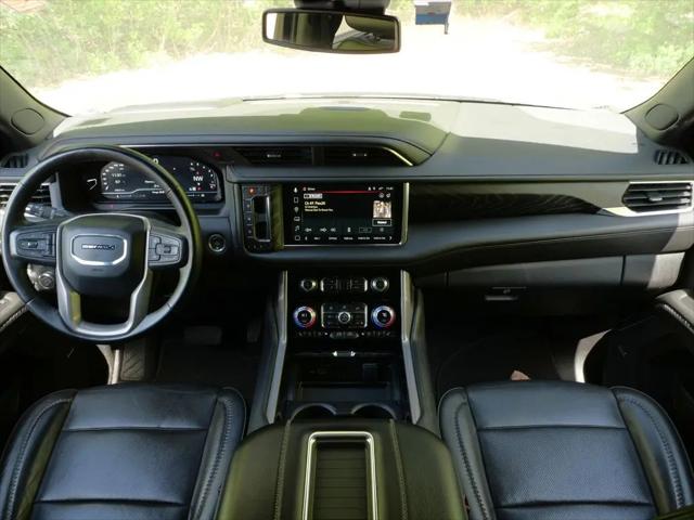 2023 GMC Yukon 4WD Denali