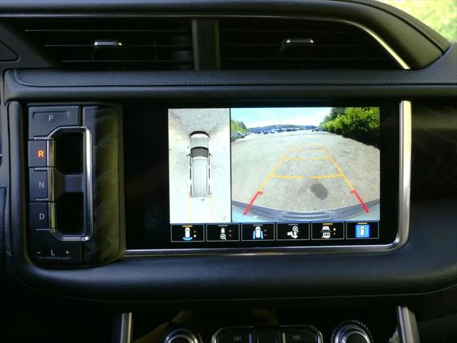 2023 GMC Yukon 4WD Denali