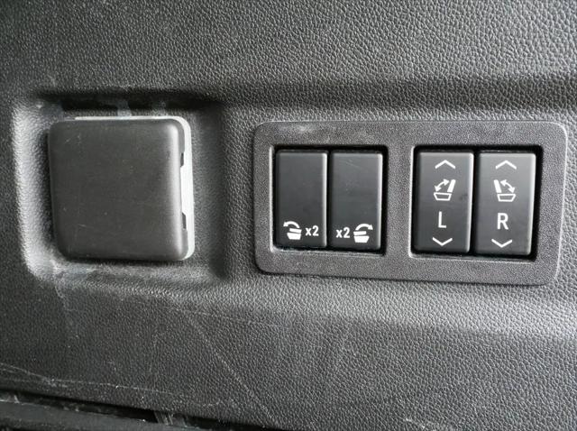 2023 GMC Yukon 4WD Denali