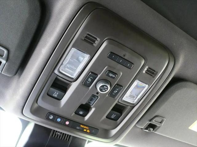 2023 GMC Yukon XL 4WD Denali