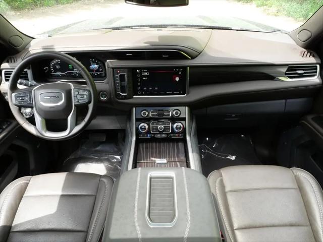 2023 GMC Yukon XL 4WD Denali