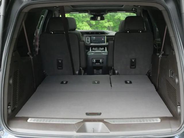 2023 GMC Yukon XL 4WD Denali