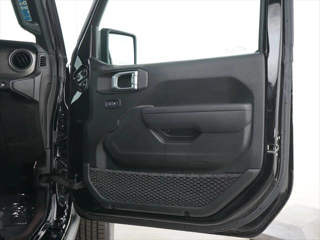 2023 Jeep Wrangler 2-Door Willys 4x4