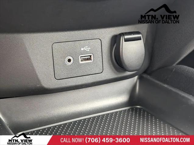 2021 Nissan Rogue Sport SV FWD Xtronic CVT