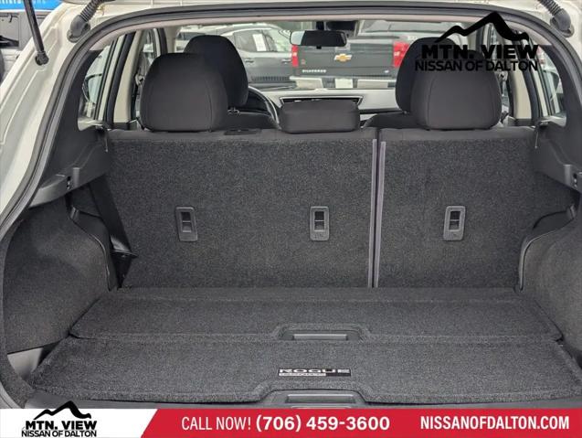 2021 Nissan Rogue Sport SV FWD Xtronic CVT