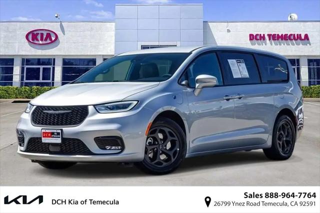 2022 Chrysler Pacifica Hybrid Touring L for sale in Temecula, CA