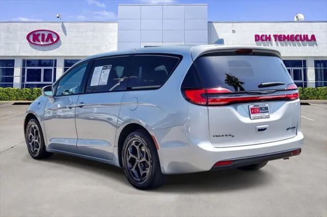 2022 Chrysler Pacifica Hybrid Touring L