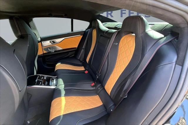 2022 BMW M8 Competition