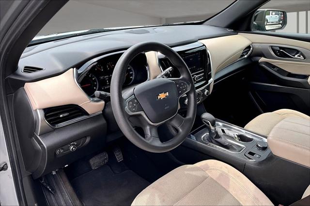 2023 Chevrolet Traverse FWD LS