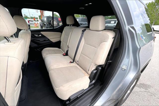 2023 Chevrolet Traverse FWD LS
