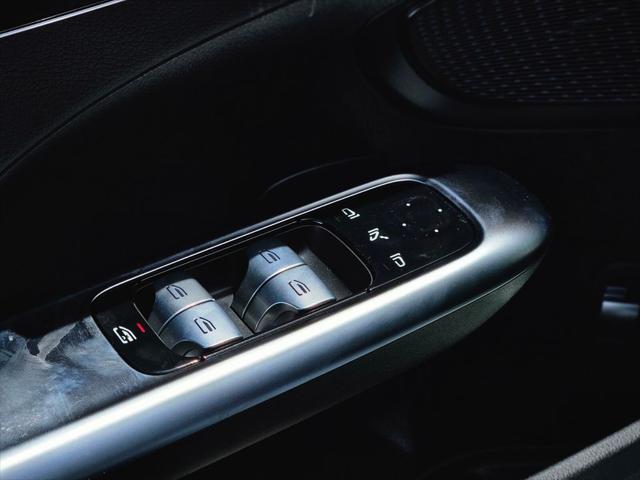 2026 Mercedes-Benz C-CLASS C 300 C 300