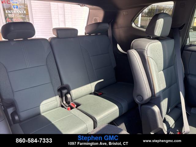 2026 GMC Acadia AT4 AWD