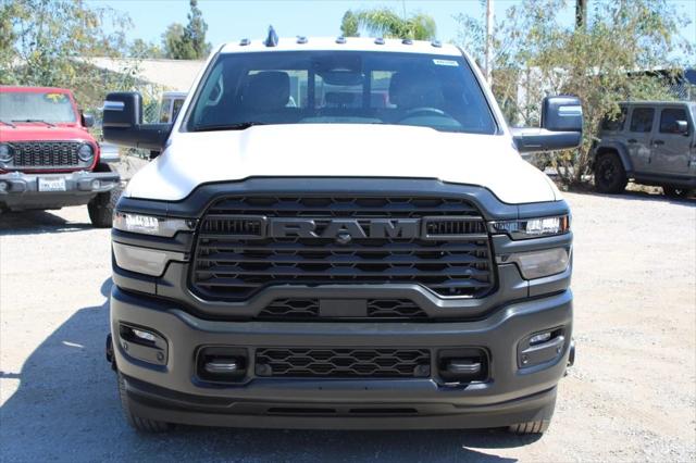 2026 RAM Ram 3500 RAM 3500 TRADESMAN CREW CAB 4X2 8 BOX