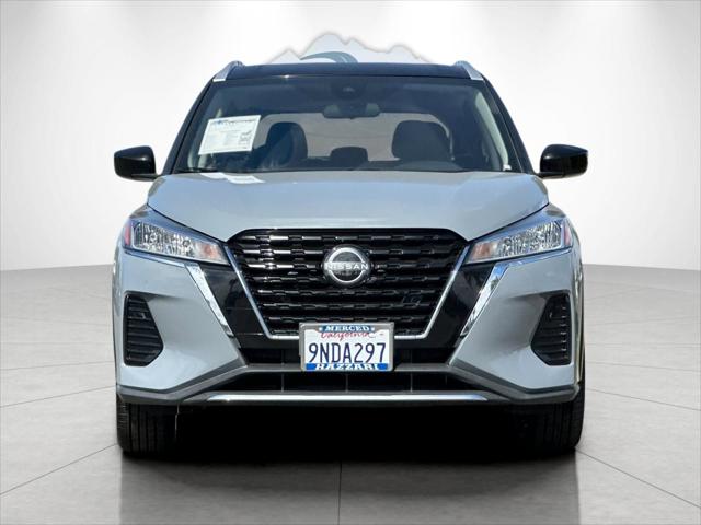 2024 Nissan Kicks SV Xtronic CVT