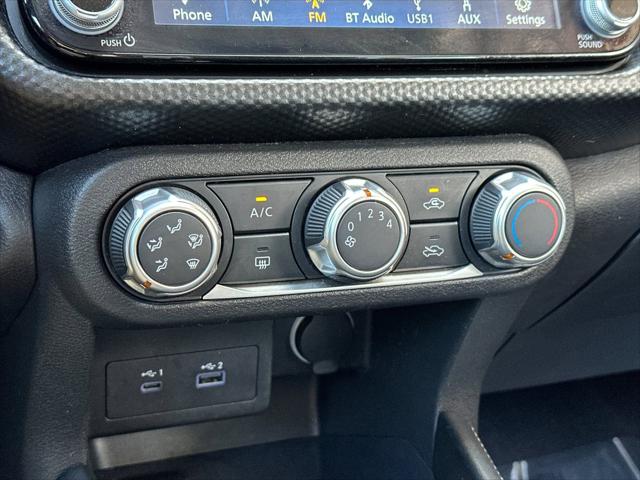 2024 Nissan Kicks SV Xtronic CVT