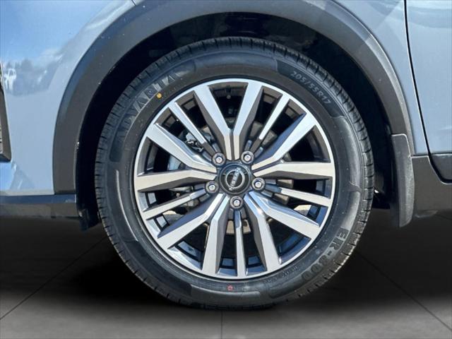 2024 Nissan Kicks SV Xtronic CVT