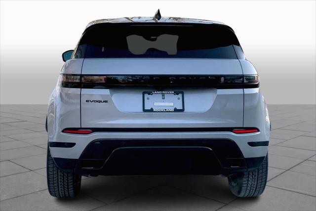 2026 Land Rover Range Rover Evoque Dynamic SE