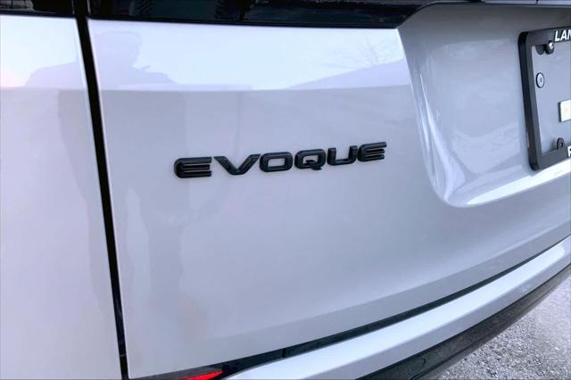 2026 Land Rover Range Rover Evoque Dynamic SE