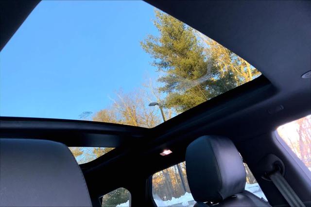 2026 Land Rover Range Rover Evoque Dynamic SE