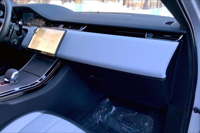 2026 Land Rover Range Rover Evoque Dynamic SE