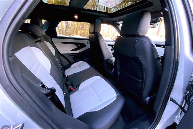 2026 Land Rover Range Rover Evoque Dynamic SE