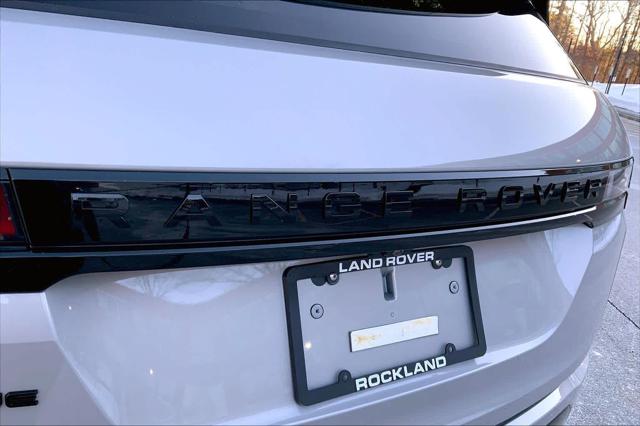 2026 Land Rover Range Rover Evoque Dynamic SE